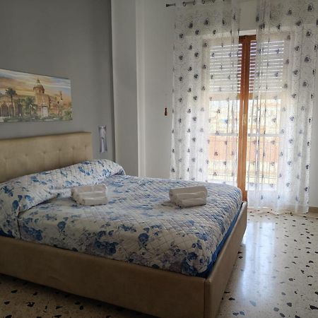 Ale Apartament Villa ปาแลร์โม ภายนอก รูปภาพ