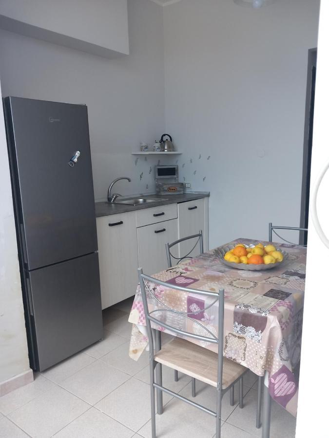 Ale Apartament Villa ปาแลร์โม ภายนอก รูปภาพ